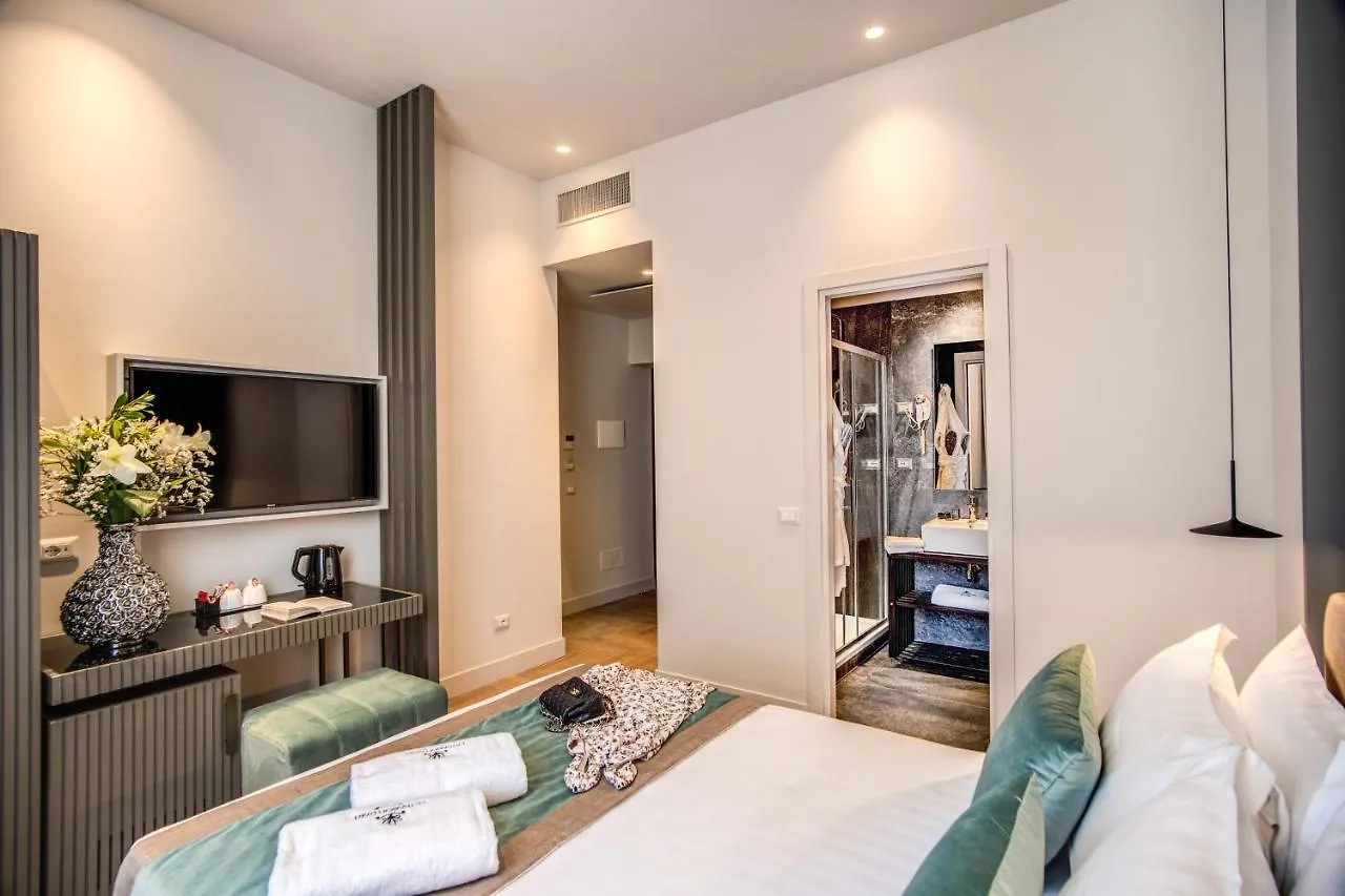 Hotel 77 Seventy-Seven - Maison D'Art Collection Roma 4*,