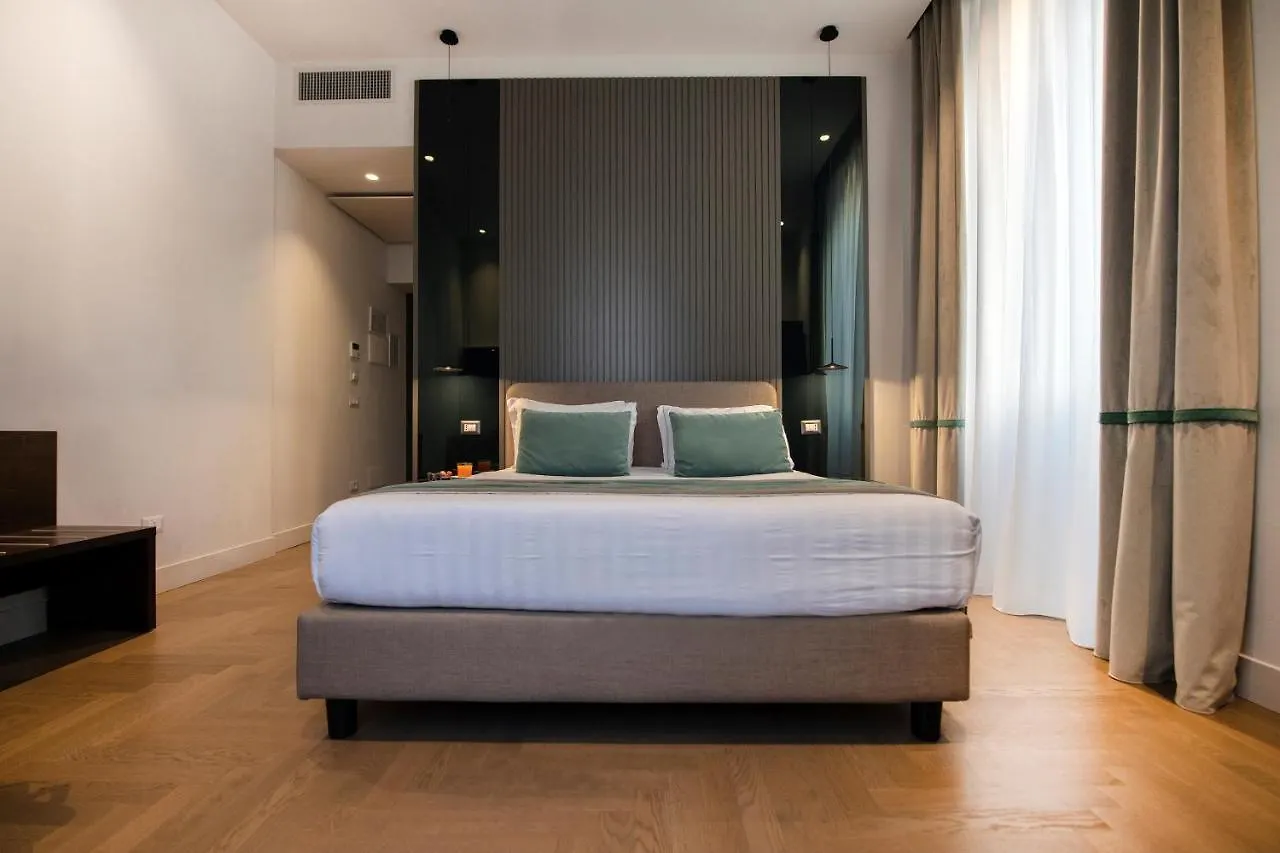 רומא Hotel 77 Seventy-Seven - Maison D'Art Collection 4*,  איטליה